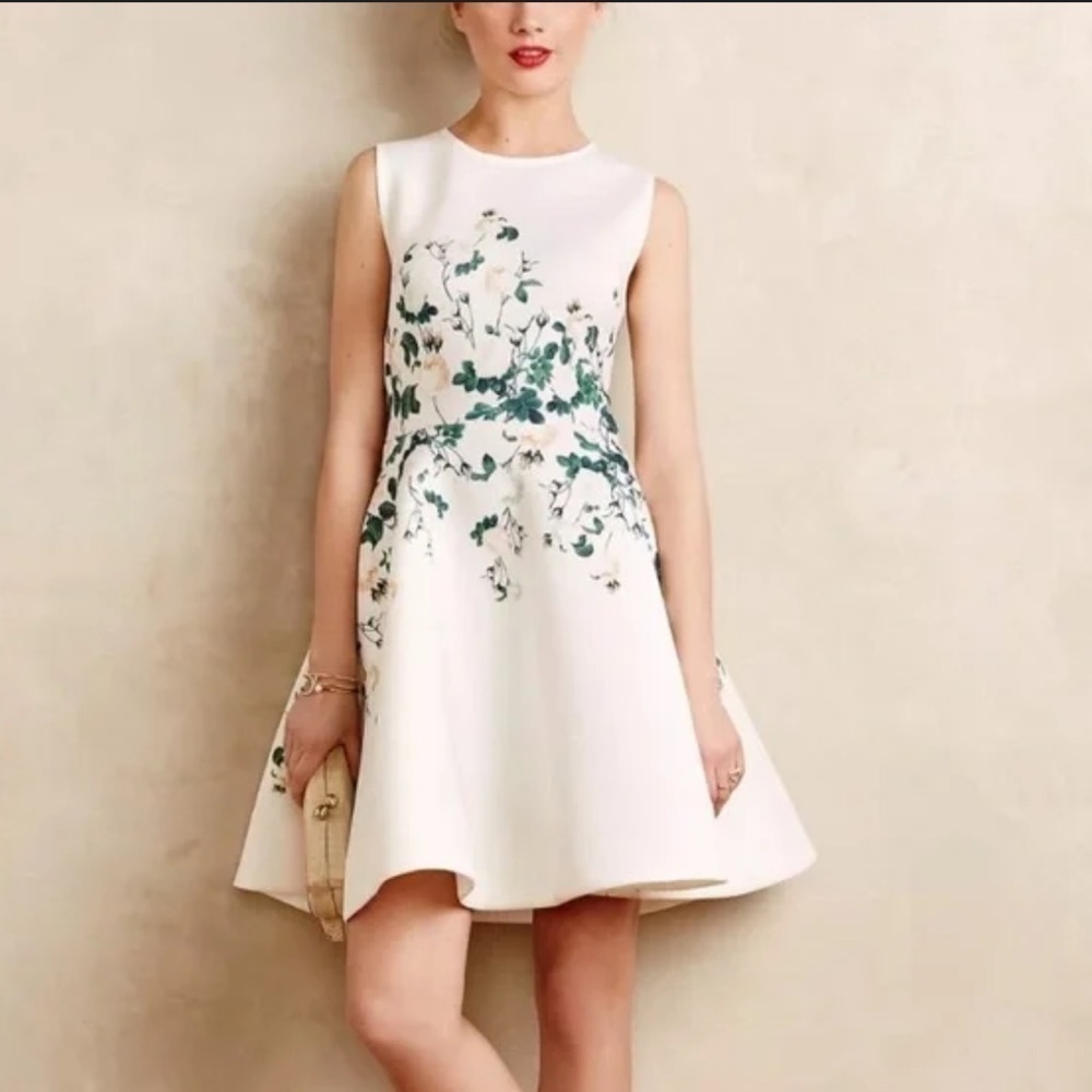 Erin by Erin Featherstone- White Neoprene Sleeveless Floral Mini Dress
